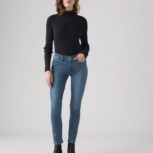 Levi's 311 Shaping Skinny Women's Jeans Size 31 (US 12)